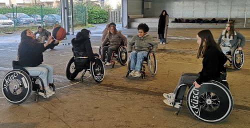 Sensibilisation au handisport à l'institut saint dominique de Pau